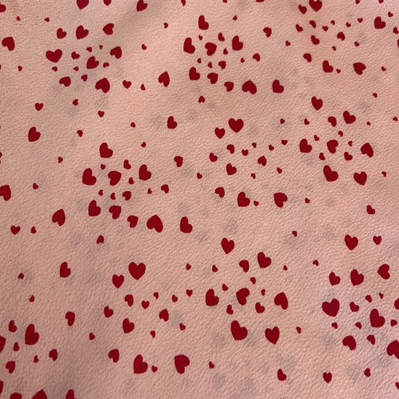 Mi Ami pink satin skirt with red heart design, size Large - Picture 4 of 7